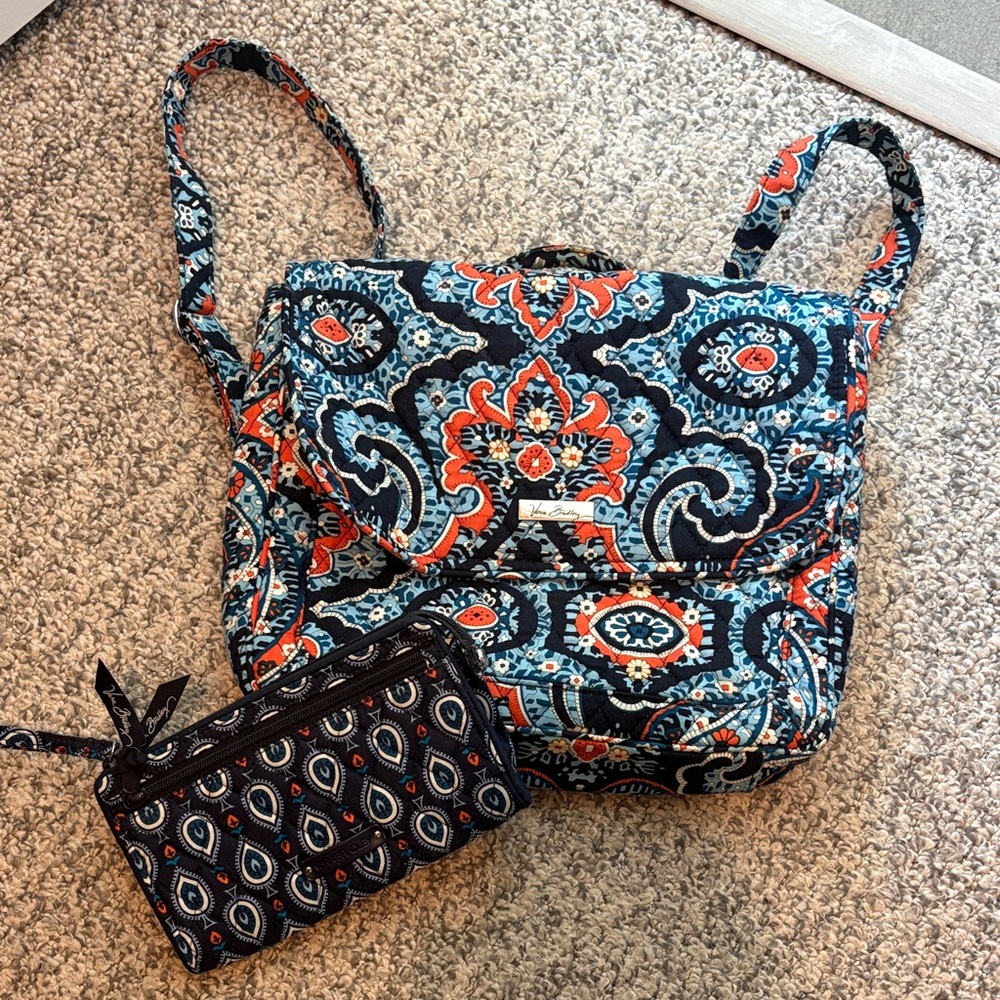 Vera Bradley Crossbody/Backpack with Matching Wristlet